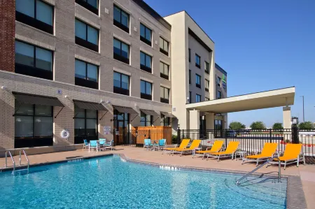 Holiday Inn Express & Suites DALLAS-FRISCO NW TOYOTA STDM by IHG