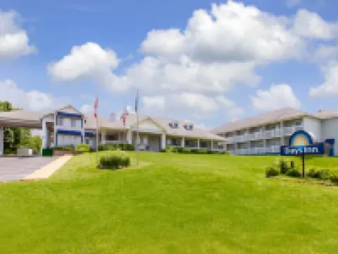 Days Inn by Wyndham Petoskey Hotels in Petoskey