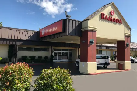 Ramada by Wyndham Sacramento Отели в г. Мак-Клеллан Парк