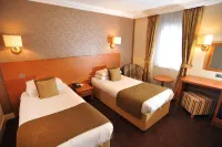 Golden Lion Hotel Hotel di Alloa