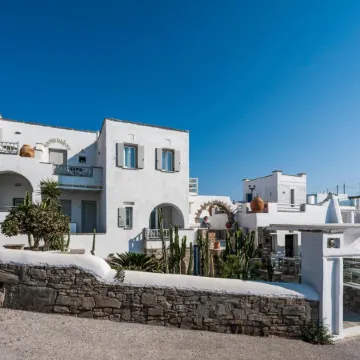 Parian Lithos Residence