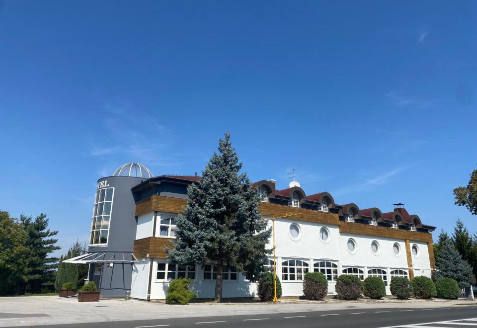Hotel Lagus, Exterior, Hotel Exterior