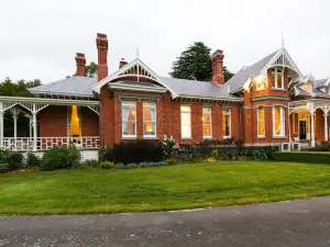 Arcoona Manor