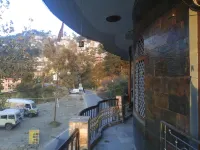 Mehra Cottage - con vistas a la montaña