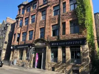 踢屁屁草市場-僅限18歲以上入住 Netherbow劇場附近的飯店