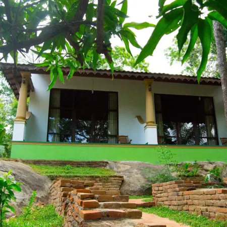 Serenity Sigiri Resort