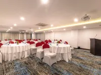 Vivanta Kathmandu Hotels near Asan