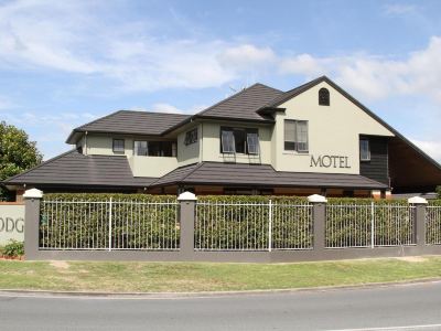 Quantum Lodge Motor Inn