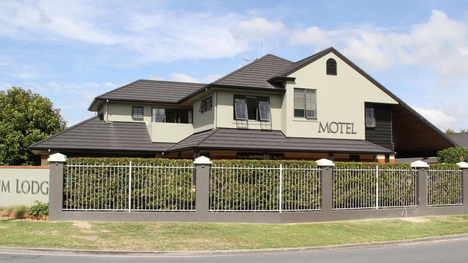 Quantum Lodge Motor Inn