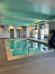 Tru by Hilton Lancaster East - Pools