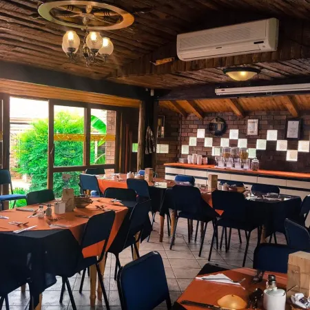 Aark Guest Lodge