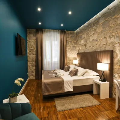Riva City Rooms Hotels near Jezinac Beach
