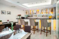 Hotel Różany Gaj - Destigo Hotels - Barer