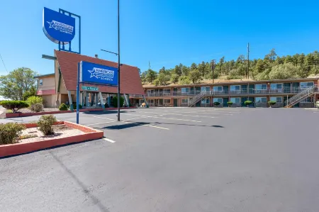 Americas Best Value Inn and Suites Flagstaff