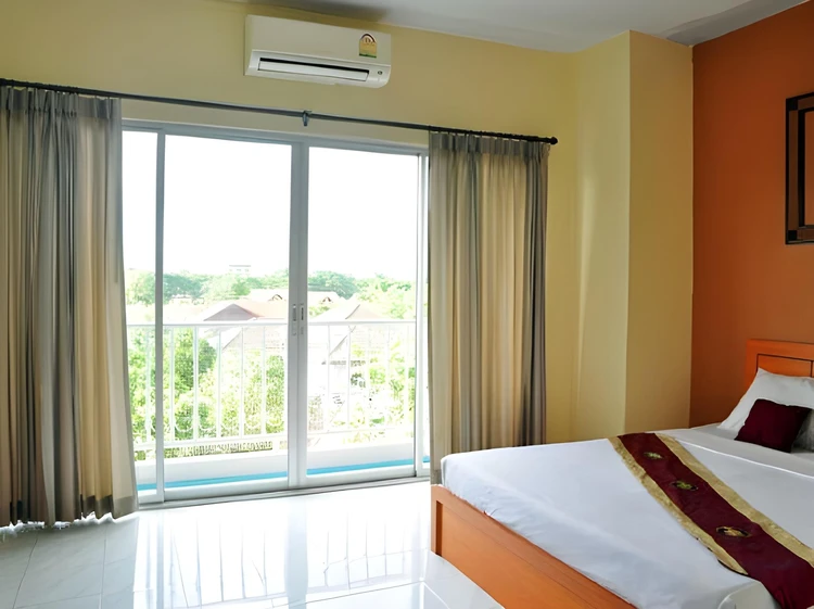 รูปภาพของโชคทวีเรสซิเดนท์