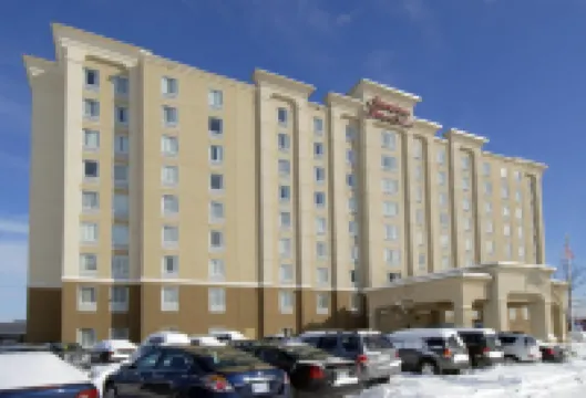 Hampton Inn & Suites by Hilton Toronto Airport