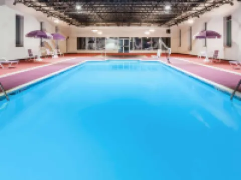 ベイモント バイ ウィンダム クィーンズベリー / レイク ジョージ クイーンズベリーのホテル