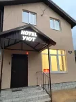 Uyut Hotel
