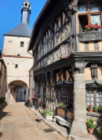 Le Pont de la Loire Hotels in Bourbon-Lancy