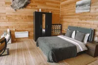 Cedar Grass Teriberka Hotels in 