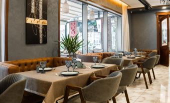 ALIS HOTEL