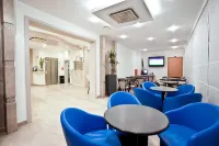 Hotel Thea - Parkplatz