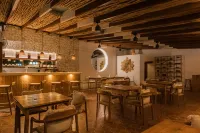 Quma Hotel - bar