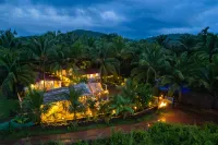 Whoopers Party Hostel, Palolem - Hostels