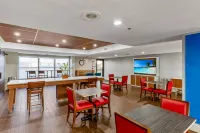 Holiday Inn Express Harlingen