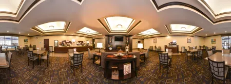 Holiday Inn Express & Suites Bridgeport - Clarksburg