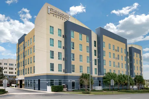 Staybridge Suites ST. Petersburg Downtown Các khách sạn ở Saint Petersburg