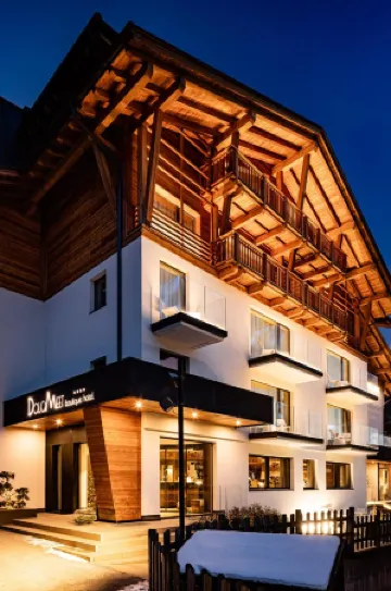 Dolomeet Boutique Hotel
