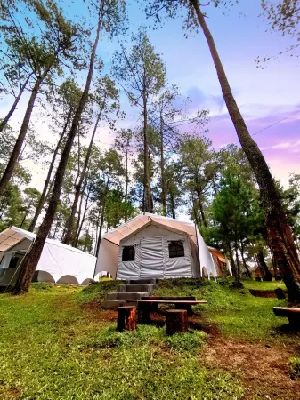 Garuda HuHa Cozyland Отели рядом с достопримечательностью «Тангкубан»