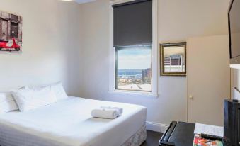 Six Degrees Boutique Hotel