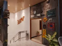 Urbanview Hotel Sakura Kampung Inggris Pare by RedDoorz Hotels in Pare