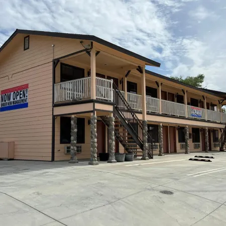 Frazier View Motel