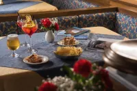 Hotel Centrale Hotels in Alleghe