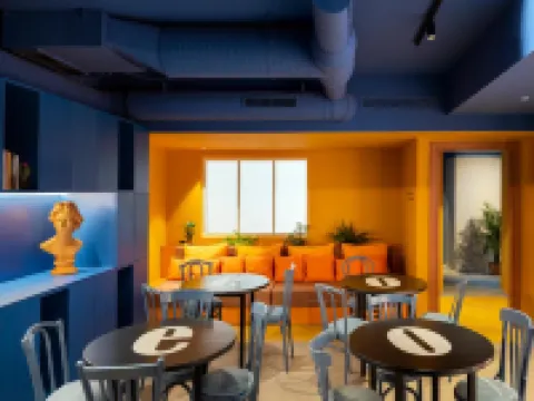 コエオ ポッド ホステル ベアタス マラガのホテル