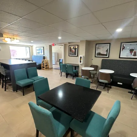 La Quinta Inn by Wyndham Albuquerque Airport