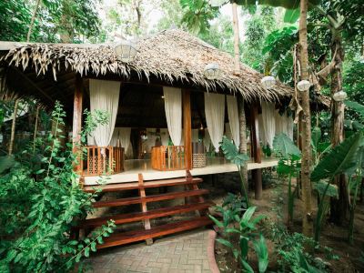 Fox & the Firefly Cottages