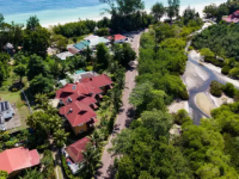 Praslin Paradise Hotels in Praslin Island