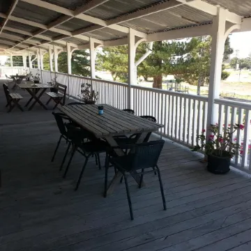 Sonbern Lodge motel