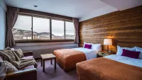 Okushiga Kogen Hotel - Parking