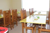 Kasa Luxury Inn - breakfast