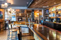 The Lodge at Tiburon - Barer
