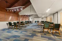 Suburban Studios Hotel a Logan