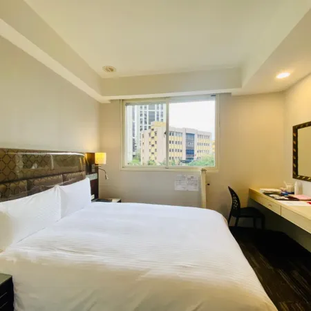 Hub Hotel Banqiao Station Отели рядом с достопримечательностью «Станция метро Danfeng»
