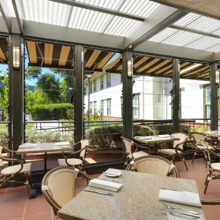 Hotel Kurrajong Canberra