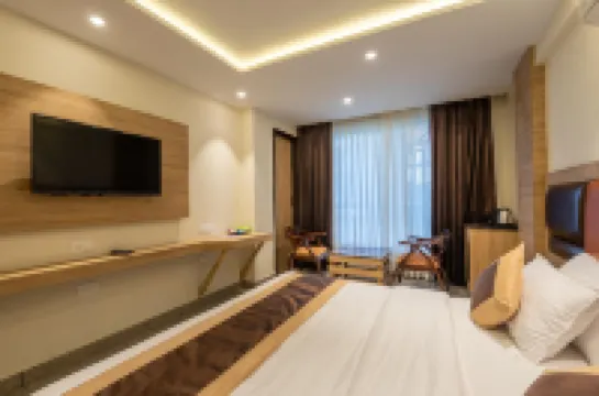 The Seasons Dalhousie - Best Valley View & Mountain View AC Hotel in Dalhousie