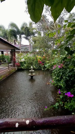 Villa Padi Yogyakarta Отели в г. Cangkringan